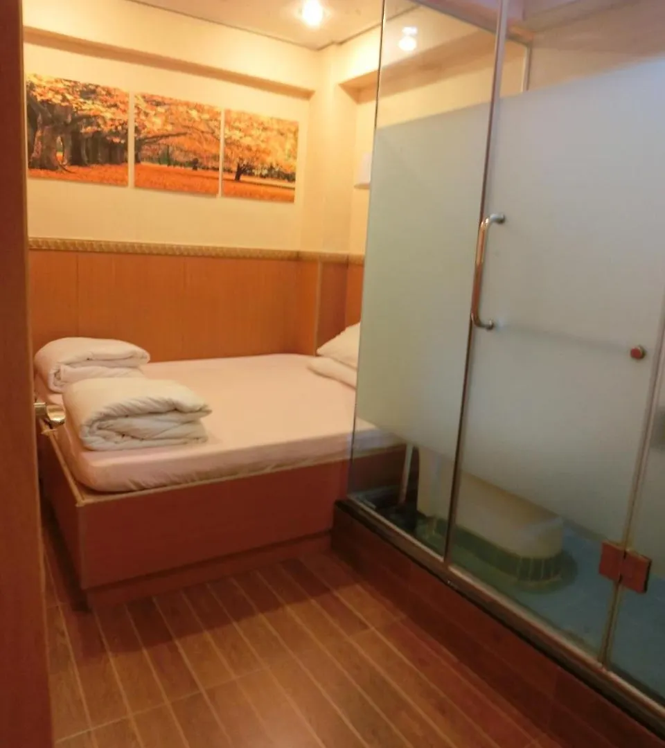 Just Inn On Nathan Road Hong Kong