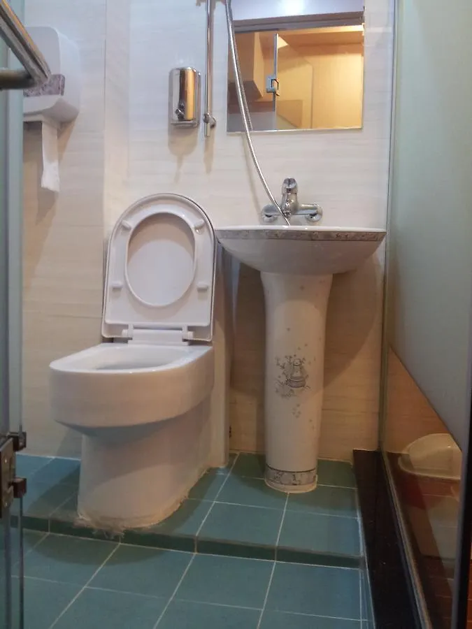 Just Inn On Nathan Road Hong Kong